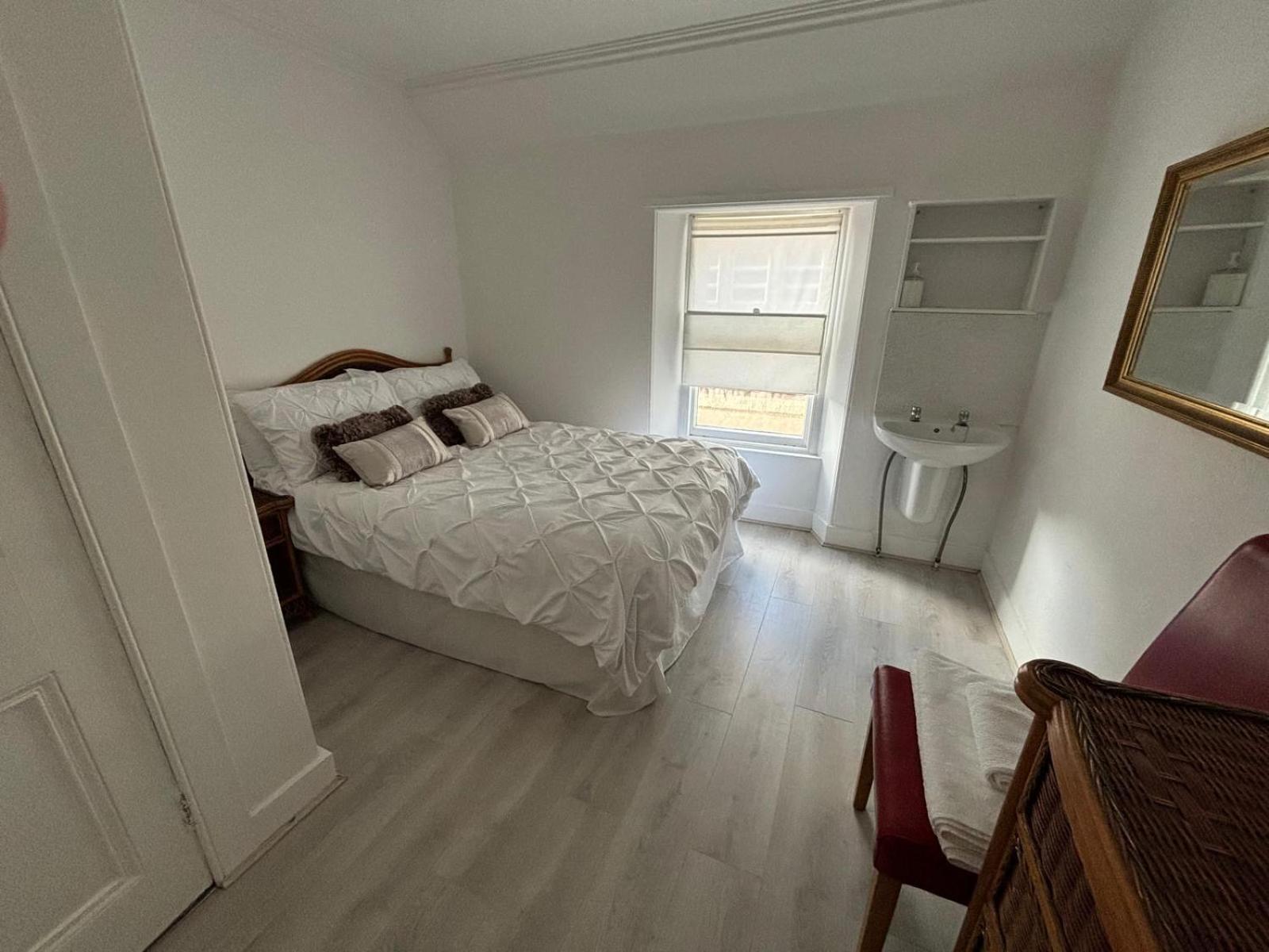 Esk House Apartment モントローズ エクステリア 写真